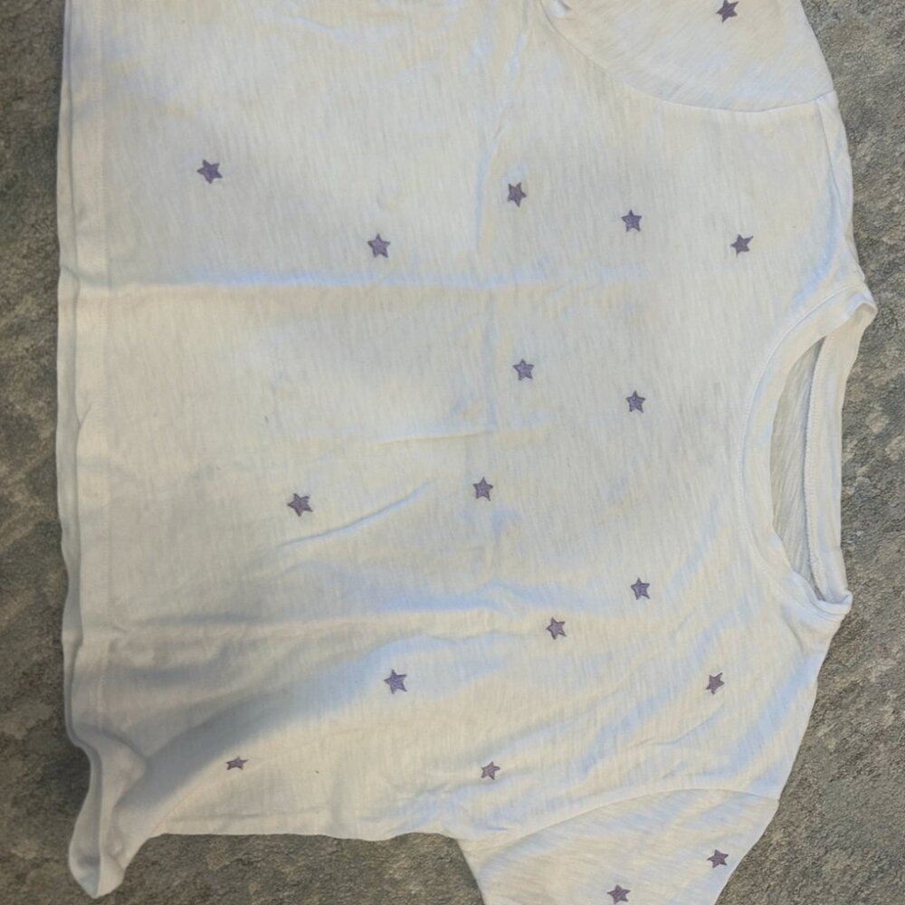 BARELY WORN | Katie J NYC Girls White Tee With Embroidered Purple Stars